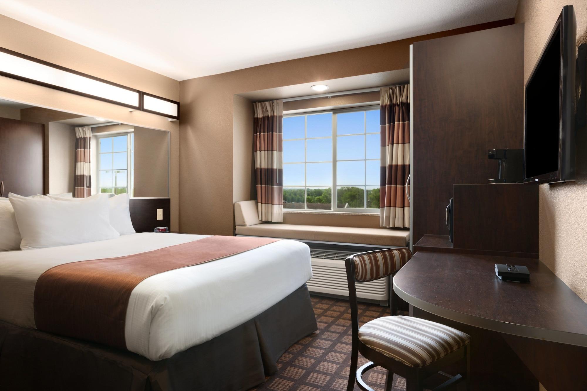 Microtel Inn & Suites By Wyndham Midland Exterior photo