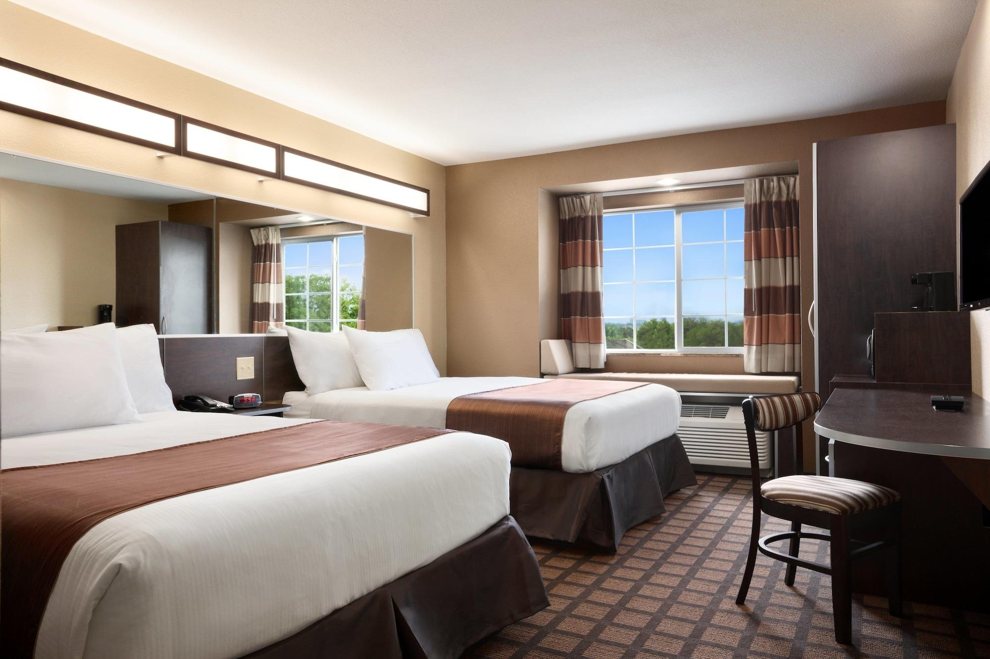 Microtel Inn & Suites By Wyndham Midland Exterior photo